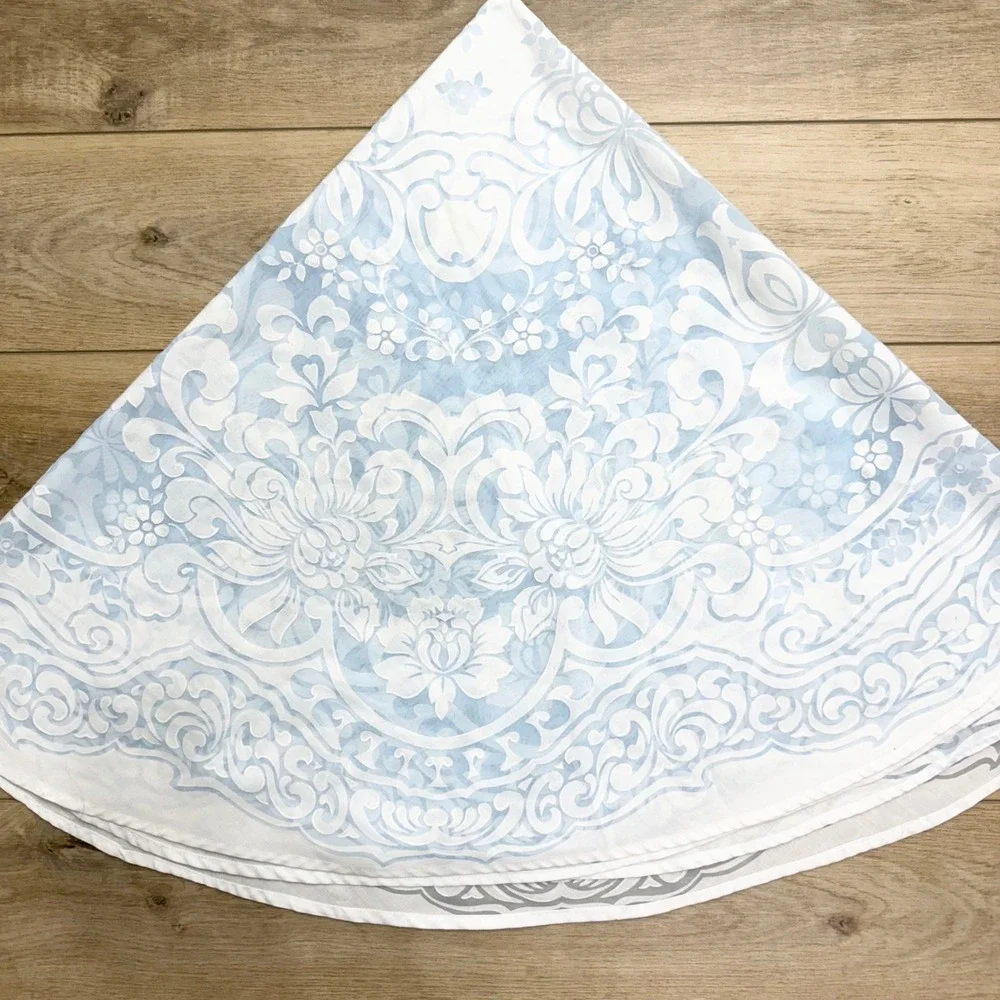 Vintage Round Damask‎ Floral Burnout Tablecloth 56